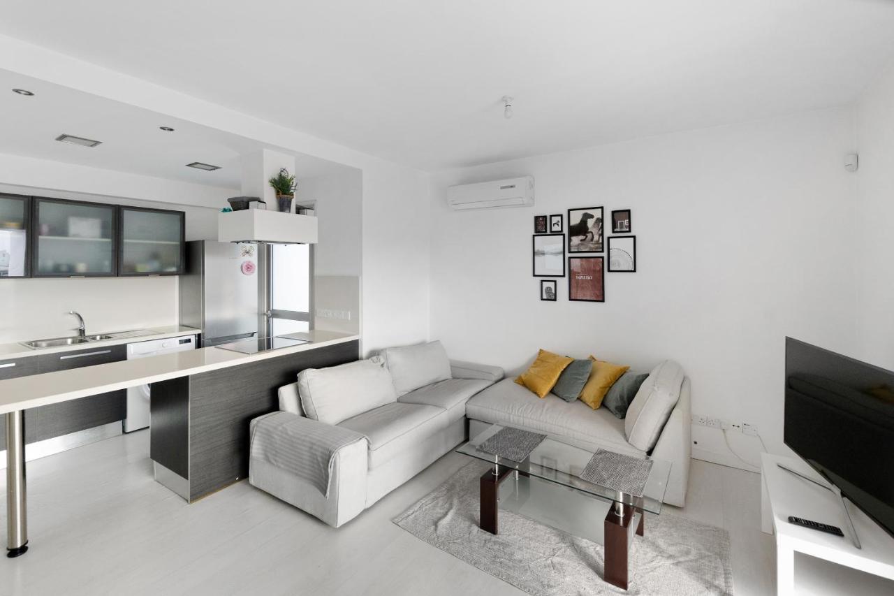 Glabur Stays - The Fabulous 2 Bdr - Nicosia City, Free Parking & Wifi, Welcomes You!!! Εξωτερικό φωτογραφία